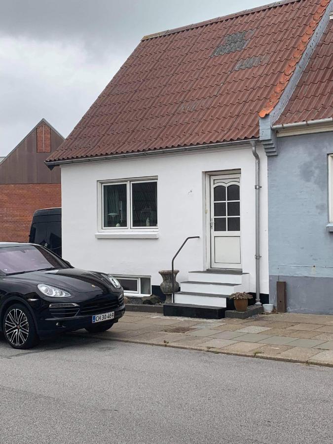 Appartement Hos Elsa à Hirtshals Extérieur photo